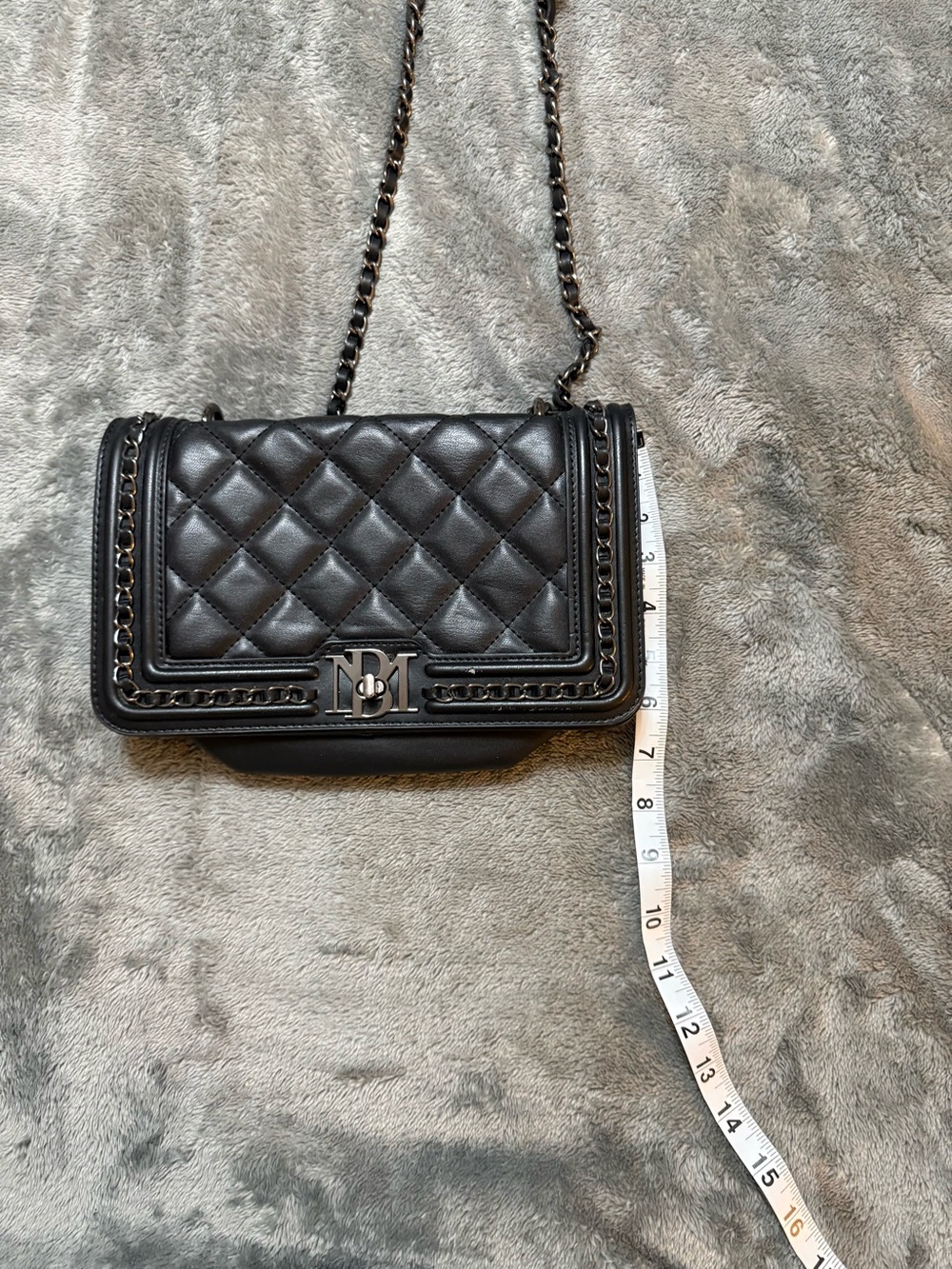 Badgley Mischka Black Quilted Chain-Trim Crossbody Bag - Picture 3 of 7